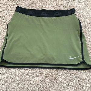 Nike Golf/tennis skort size small